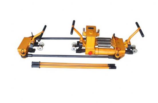 點擊查看詳細信息<br>標題：YTF-400Ⅱ型液壓軌縫調(diào)整器 閱讀次數(shù)：1925